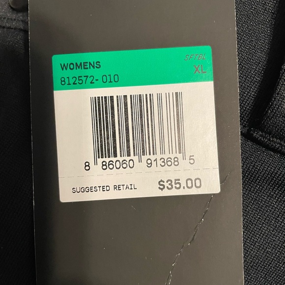 2 pair Nike women’s softball pants. Both are new one is missing the tag. - Picture 3 of 3